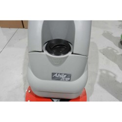 Masina pentru spalat si aspirat pardoseli Lavor Quick 36B, alimentare 12V, productivitate 1260 mp/h, Autonomie 1,5-2 ore