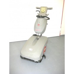 Masina pentru spalat si aspirat pardoseli Lavor Quick 36B, alimentare 12V, productivitate 1260 mp/h, Autonomie 1,5-2 ore