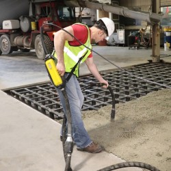 Vibrator de inalta frecventa Wacker IRFU58, diametru cap vibrare 58mm, tensiune alimentare 220V