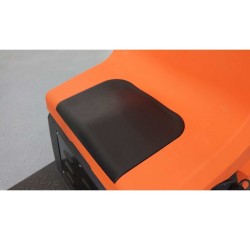 Masina pentru spalat si aspirat pardoseli SWISSVAC SR810R cu tractiune automata, productivitate 4860 mp/h, tensiune 24V
