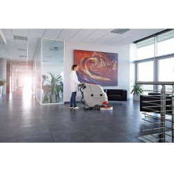 Masina pentru spalat si aspirat pardoseli Lavor Quick 36B, alimentare 12V, productivitate 1260 mp/h, Autonomie 1,5-2 ore