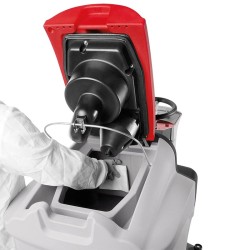 Masina pentru spalat si aspirat pardoseli INNOVA 75B Comac, cu tractiune automata, productivitate 4500 mp/h, tensiune 24V